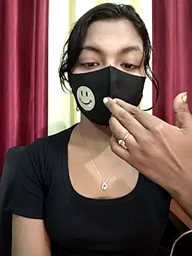 Snapshot of Myra-sen chatting on November 16, 2025, 11:41 pm Myra-sen online show from November 16, 2025, 11:41 pm