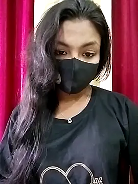 Snapshot of Myra-sen chatting on December 2, 2025, 4:25 am Myra-sen online show from December 2, 2025, 4:25 am