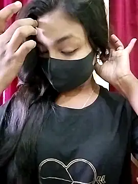 Snapshot of Myra-sen chatting on December 5, 2025, 3:49 am Myra-sen online show from December 5, 2025, 3:49 am