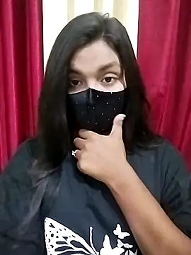 Snapshot of Myra-sen chatting on April 23, 2026, 4:08 pm Myra-sen online show from April 23, 2026, 4:08 pm