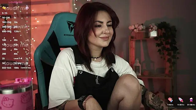 Snapshot of Lana__May chatting on September 24, 2025, 9:49 am Lana May online show from September 24, 2025, 9:49 am