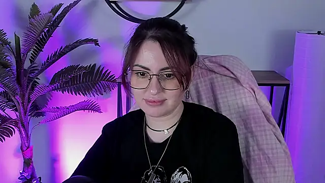 Snapshot of Lana__May chatting on March 6, 2025, 6:16 pm Lana May online show from March 6, 2025, 6:16 pm