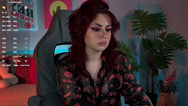 Snapshot of Lana__May chatting on November 14, 2025, 9:35 am Lana May online show from November 14, 2025, 9:35 am