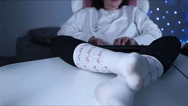 Snapshot of Lana__May chatting on March 9, 2025, 3:05 pm Lana May online show from March 9, 2025, 3:05 pm