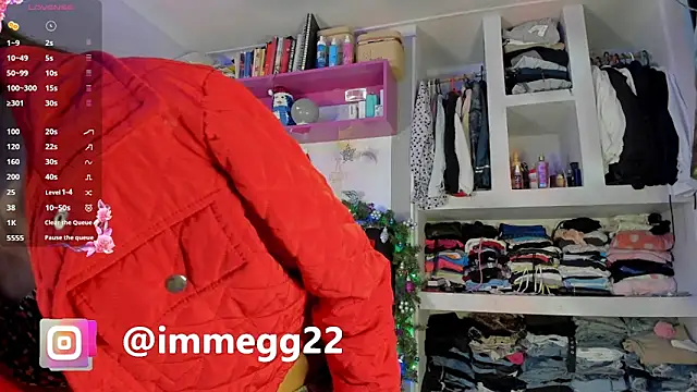 Snapshot of meganthompsonn22 chatting on December 6, 2024, 4:41 am meganthompsonn22 online show from December 6, 2024, 4:41 am