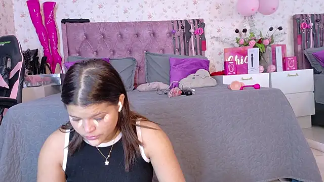 AvrillThomas online show from March 8, 2026, 2:42 pm