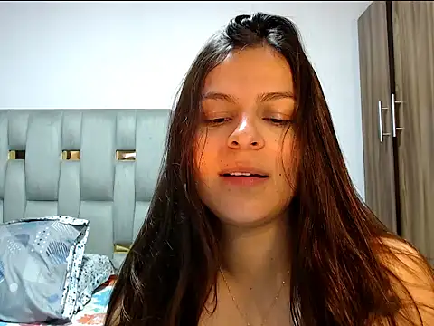 lindacutferrer online show from May 23, 2026, 10:53 pm