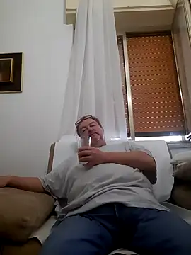 Snapshot of bluangelo chatting on March 15, 2025, 12:02 pm bluangelo online show from March 15, 2025, 12:02 pm