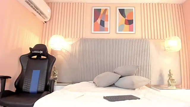 Snapshot of samyriverss chatting on December 17, 2025, 11:37 am samyriverss online show from December 17, 2025, 11:37 am