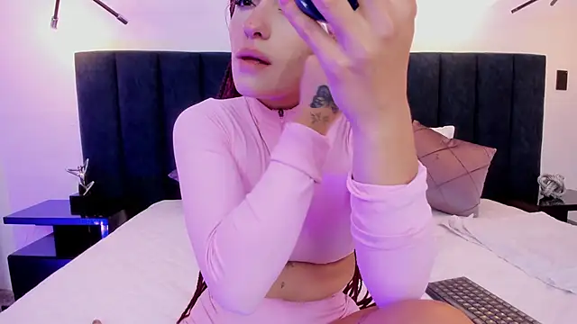 susyy7 online show from February 13, 2026, 4:12 am