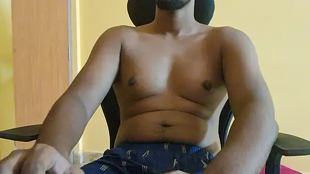 Snapshot of Aloneguy_bangalore chatting on October 17, 2025, 7:04 pm Aloneguy bangalore online show from October 17, 2025, 7:04 pm