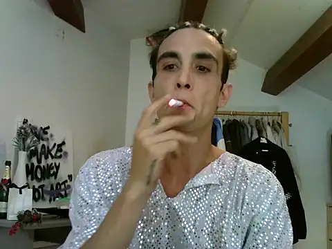 Snapshot of Lepetitmarcel chatting on June 3, 2026, 2:33 pm Lepetitmarcel online show from June 3, 2026, 2:33 pm