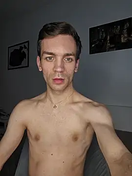 Snapshot of nickdtr chatting on October 31, 2025, 7:43 pm nickdtr online show from October 31, 2025, 7:43 pm