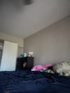 WASHDOWNTHEBUBBLES online show from February 4, 2025, 5:34 pm