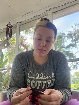 WASHDOWNTHEBUBBLES online show from January 3, 2025, 4:06 pm