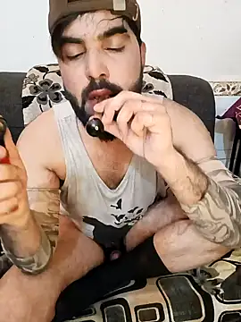 Snapshot of Chris_Strokes_69 chatting on February 3, 2025, 12:04 am Chris Strokes 69 online show from February 3, 2025, 12:04 am