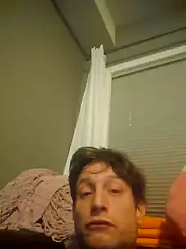 Snapshot of kindbut69 chatting on January 10, 2025, 1:32 am kindbut69 online show from January 10, 2025, 1:32 am