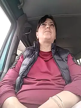 Snapshot of larylary6969 chatting on October 28, 2025, 9:19 am larylary6969 online show from October 28, 2025, 9:19 am