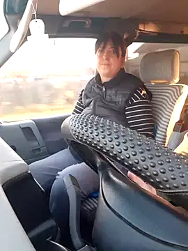 Snapshot of larylary6969 chatting on November 24, 2025, 1:22 pm larylary6969 online show from November 24, 2025, 1:22 pm