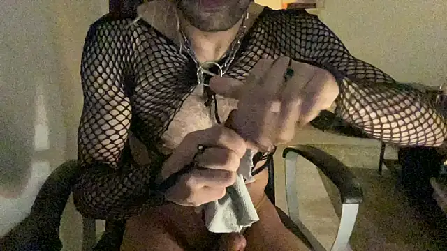 P4RtYBOII92 online show from December 14, 2025, 3:57 am