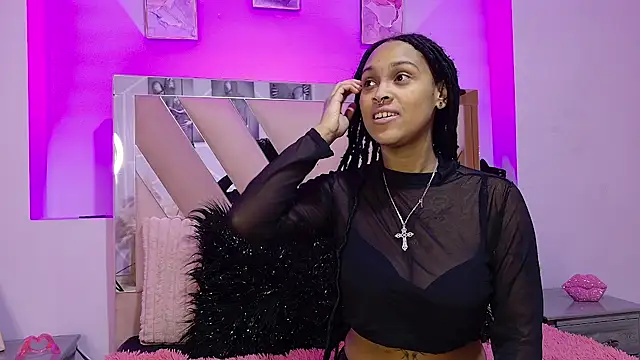 Elith noa online show from January 5, 2026, 7:28 pm