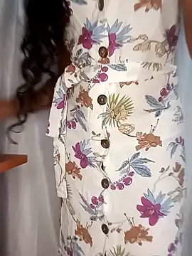 Snapshot of PerfectAhinsa chatting on December 5, 2025, 5:55 pm PerfectAhinsa online show from December 5, 2025, 5:55 pm