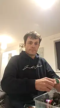 steb1980 online show from December 2, 2025, 7:04 pm