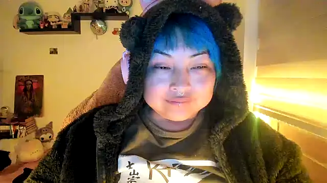 Snapshot of Shaddycute_ chatting on January 9, 2026, 1:01 am Shaddycute online show from January 9, 2026, 1:01 am