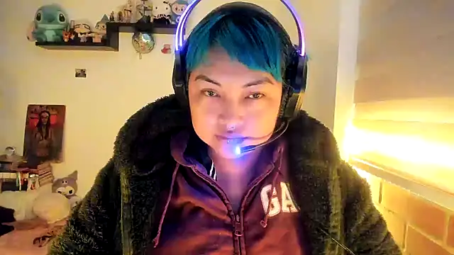 Snapshot of Shaddycute_ chatting on January 6, 2026, 11:47 am Shaddycute online show from January 6, 2026, 11:47 am