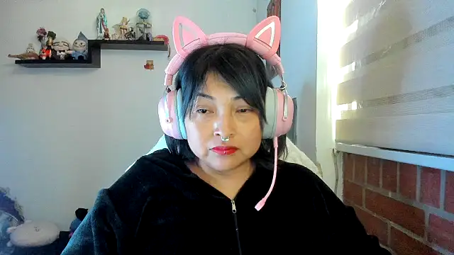 Shaddycute  online show from May 26, 2026, 2:48 pm