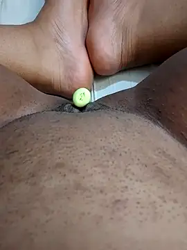 L-LOVE online show from February 15, 2025, 10:52 pm