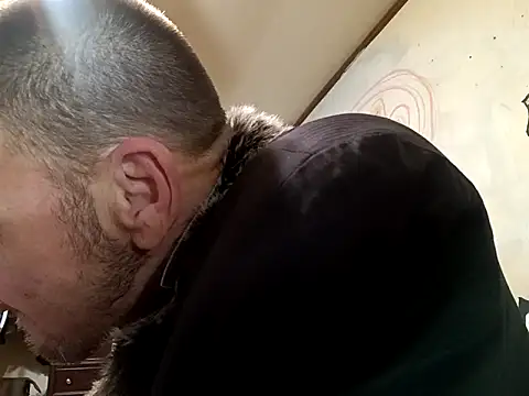 Snapshot of gettinit2wice chatting on February 16, 2025, 10:54 am gettinit2wice online show from February 16, 2025, 10:54 am