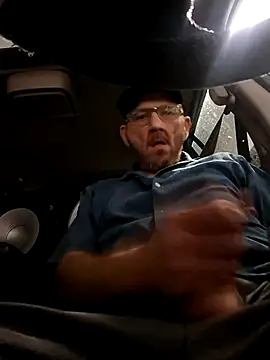 Snapshot of gettinit2wice chatting on September 29, 2025, 11:05 am gettinit2wice online show from September 29, 2025, 11:05 am