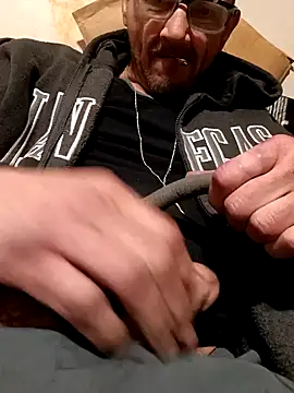 Snapshot of gettinit2wice chatting on January 10, 2025, 6:17 pm gettinit2wice online show from January 10, 2025, 6:17 pm