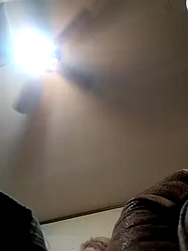 Snapshot of gettinit2wice chatting on January 18, 2025, 9:13 am gettinit2wice online show from January 18, 2025, 9:13 am