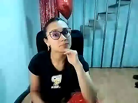 Snapshot of Jessie_Desire chatting on February 15, 2025, 2:26 am Jessie Desire online show from February 15, 2025, 2:26 am