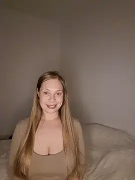 Snapshot of katiestevens chatting on September 21, 2025, 8:25 pm katiestevens online show from September 21, 2025, 8:25 pm