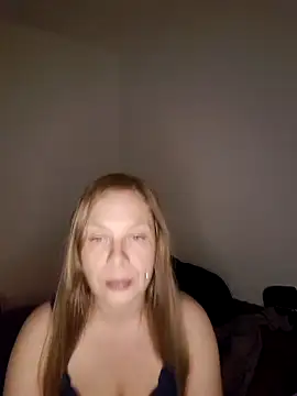 Snapshot of katiestevens chatting on September 25, 2025, 9:10 pm katiestevens online show from September 25, 2025, 9:10 pm