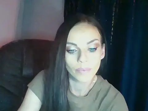 Snapshot of CassieSensual chatting on November 11, 2025, 7:19 pm CassieSensual online show from November 11, 2025, 7:19 pm