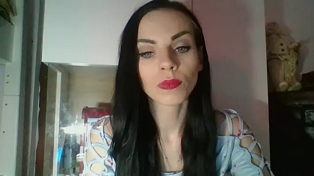 Snapshot of CassieSensual chatting on December 14, 2025, 8:09 am CassieSensual online show from December 14, 2025, 8:09 am