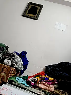 couple00795 online show from December 11, 2024, 5:48 pm