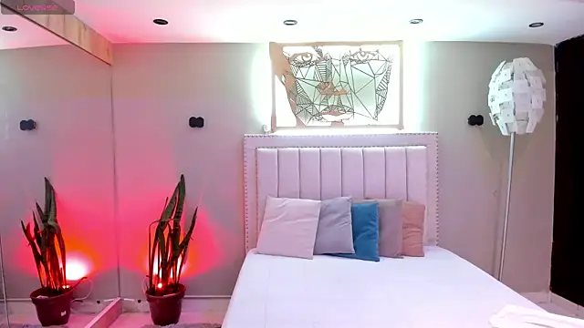 Snapshot of _nina_sweet chatting on November 11, 2025, 12:00 pm nina sweet online show from November 11, 2025, 12:00 pm