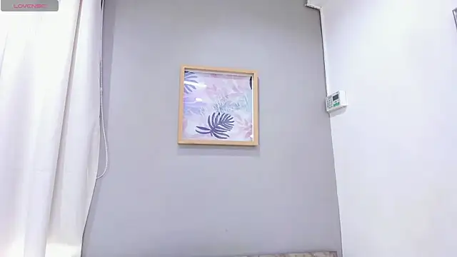 Snapshot of _nina_sweet chatting on November 10, 2025, 12:10 pm nina sweet online show from November 10, 2025, 12:10 pm