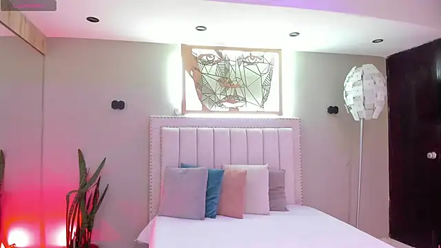 Snapshot of _nina_sweet chatting on November 26, 2025, 12:05 pm nina sweet online show from November 26, 2025, 12:05 pm