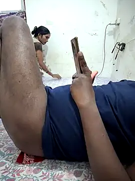 FeltedEuropium online show from November 8, 2025, 8:07 am