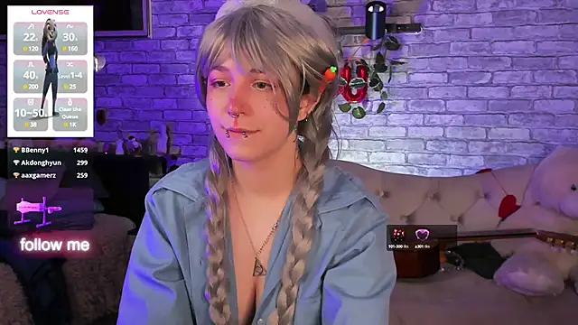 Alex Howell online show from March 15, 2025, 3:40 am