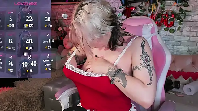 Alex Howell online show from February 13, 2025, 8:45 pm