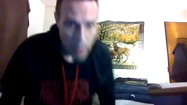Snapshot of kollzCloudzz chatting on February 7, 2025, 7:40 am kollzCloudzz online show from February 7, 2025, 7:40 am