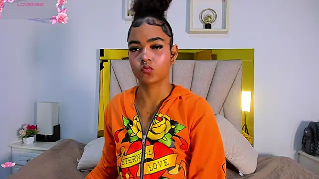 Snapshot of vahiolet_fuentes chatting on October 24, 2025, 2:54 am vahiolet fuentes online show from October 24, 2025, 2:54 am