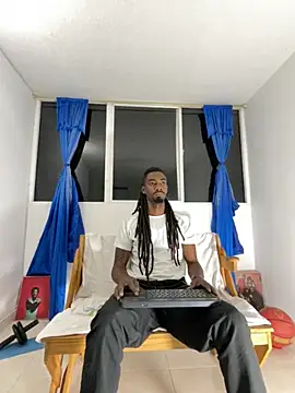 Snapshot of Malkon_Big chatting on November 5, 2025, 12:47 am Malkon Big online show from November 5, 2025, 12:47 am